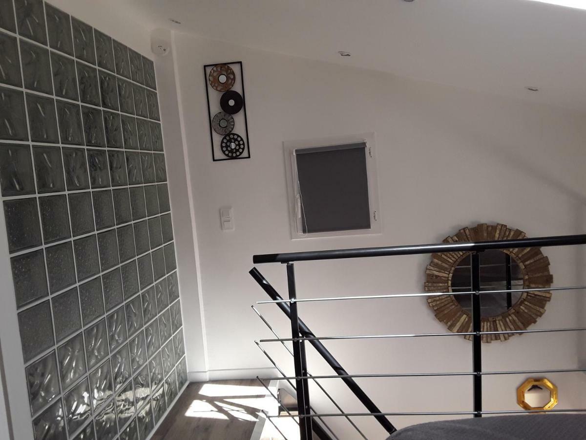 Yofanto Apartment